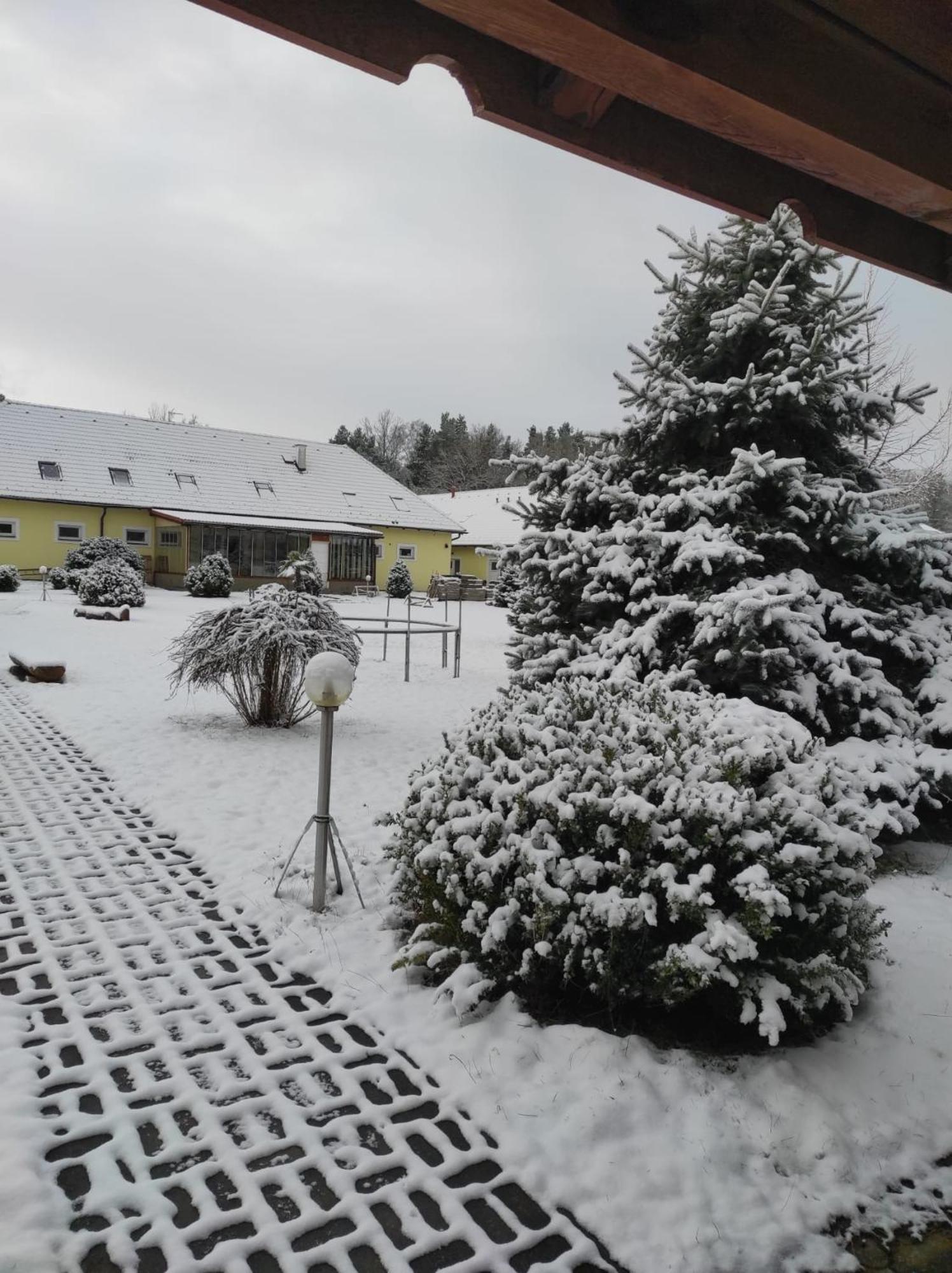 Penzion Kosky Hamr Exteriör bild